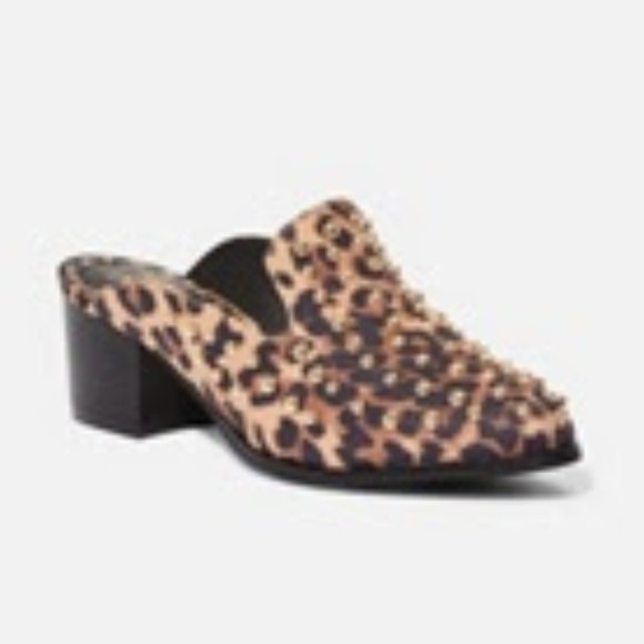 Slip on Leopard Mule - Picture 1 of 2